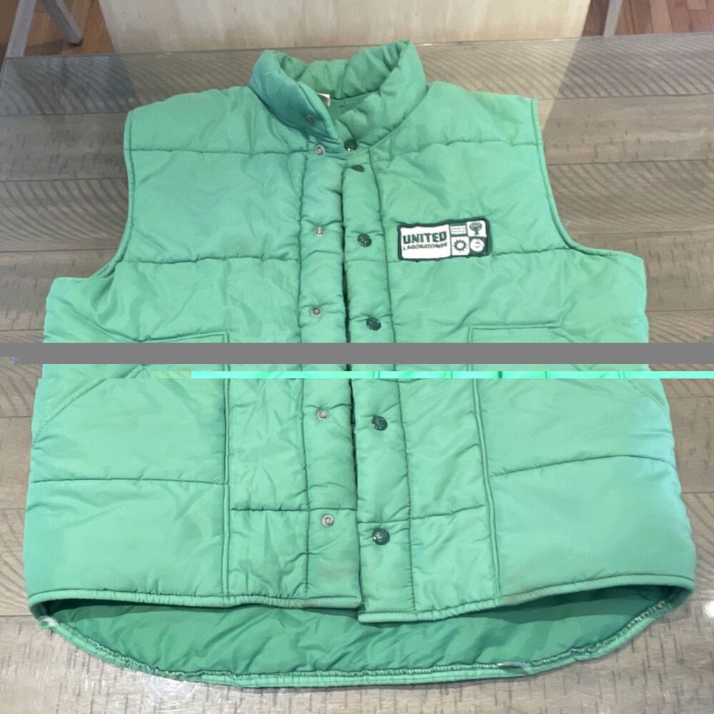 Vtg Green Quilted Puffer Vest Logo Snap Stand-Up Collar Men's Large 70s 80s USA